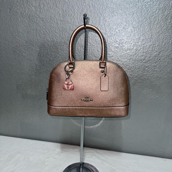 Coach Handbags - Coach rose gold Leather Interior